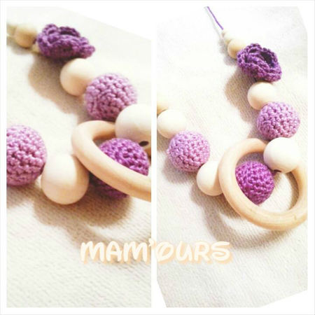 collier boule violet fleur